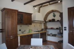 12 Fully Furnished Kitchen